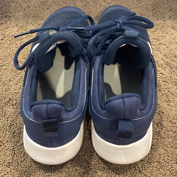 Mens Nike Shoe - Picture 3 of 4